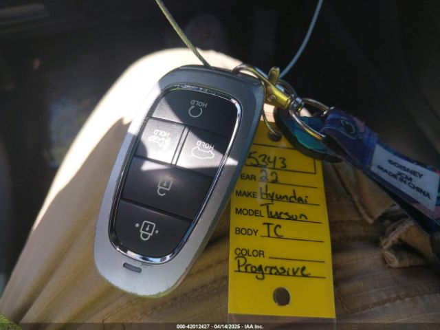 5NMJC3AE7NH043295 Hyundai TUCSON SEL