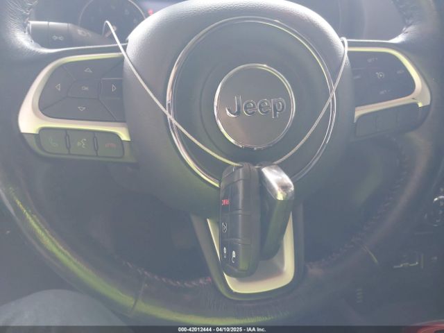 ZACCJBCB4HPG53052 Jeep Renegade Trailhawk 4x4