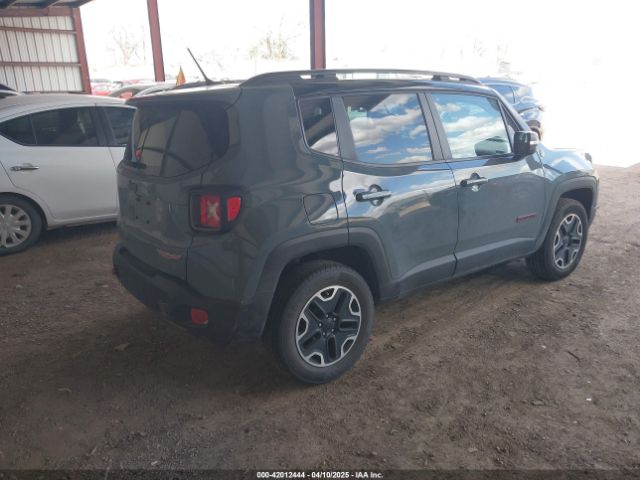 ZACCJBCB4HPG53052 Jeep Renegade Trailhawk 4x4