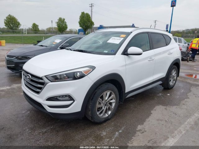 KM8J3CA40HU508757 Hyundai TUCSON SE