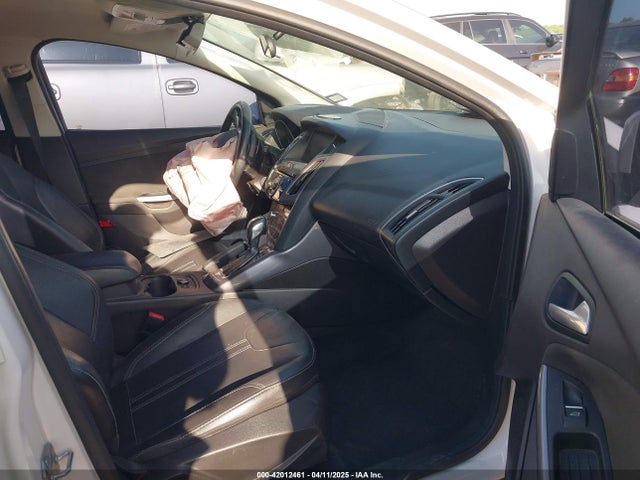 Ford Focus Titanium 2014 1FADP3N25EL264660 Image 5