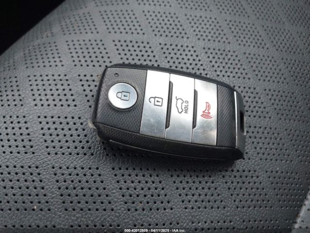 KNDPNCAC6J7442364 KIA Sportage Ex