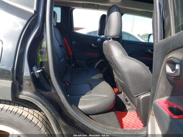 ZACCJADT7GPE30360 Jeep Renegade Limited