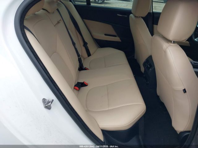 SAJAJ4FX2JCP24495 Jaguar Xe 25t Premium