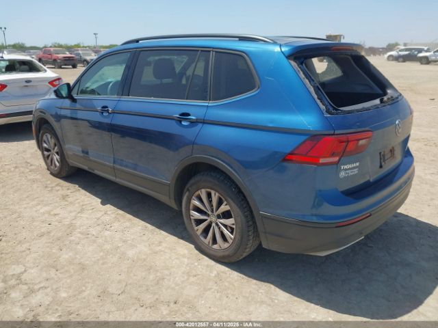 2018 VOLKSWAGEN TIGUAN 3VV0B7AXXJM015331 Photo 2