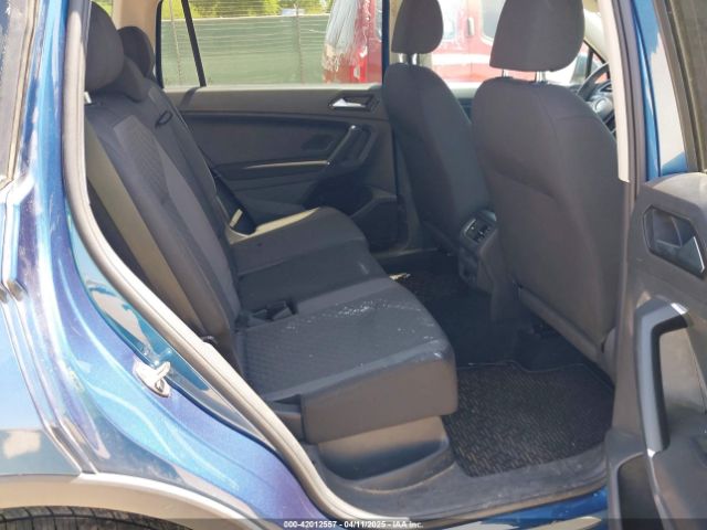 2018 VOLKSWAGEN TIGUAN 3VV0B7AXXJM015331 Photo 7