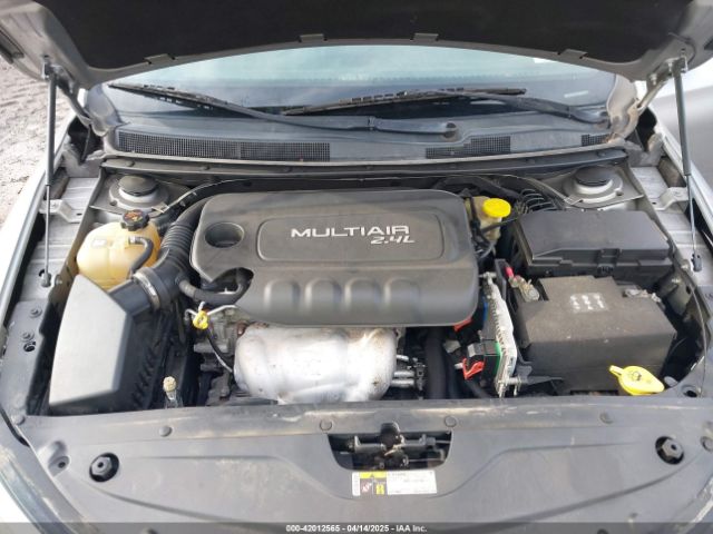 1C3CCCAB6GN117458 Chrysler 200 Limited