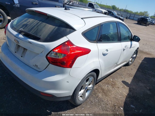 1FADP3K24EL124328 Ford FOCUS SE