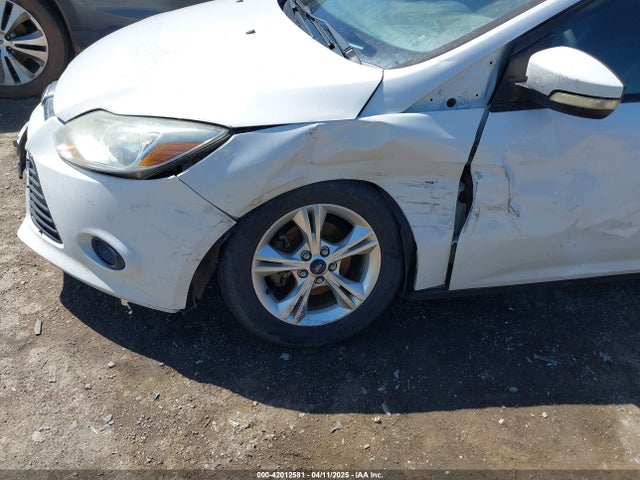 1FADP3K24EL124328 Ford FOCUS SE