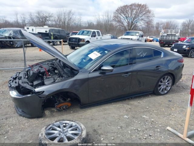 3MZBPAEM1KM104189 Mazda Mazda3 Premium Package