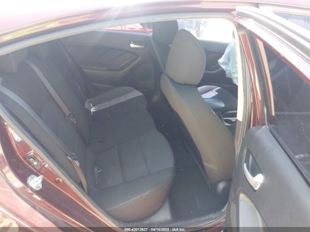 3KPFK4A78HE135379 KIA FORTE LX