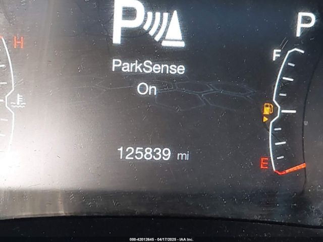 3C4NJDBBXJT202826 Jeep Compass Latitude 4x4