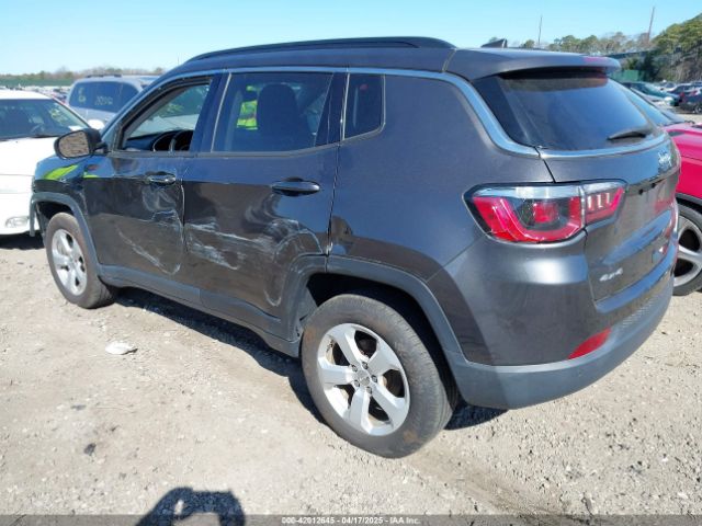 3C4NJDBBXJT202826 Jeep Compass Latitude 4x4