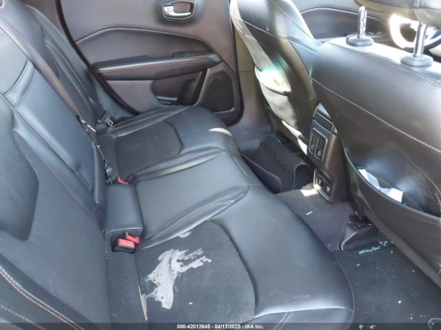 3C4NJDBBXJT202826 Jeep Compass Latitude 4x4