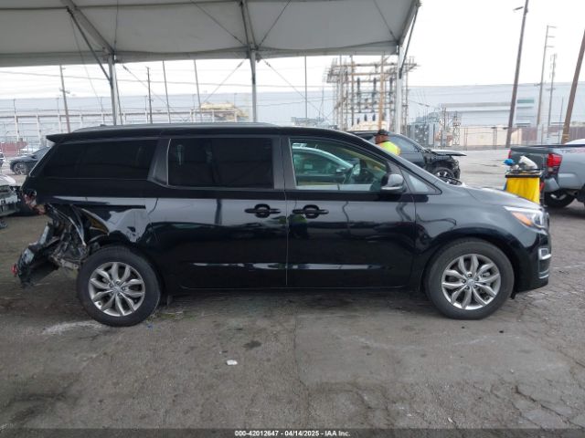 KNDMB5C15K6514939 KIA SEDONA EX