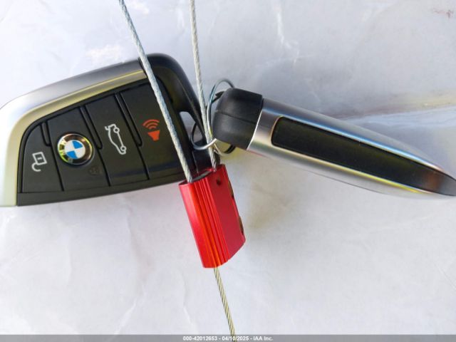 WBA13AG07NCJ54134 BMW 530e