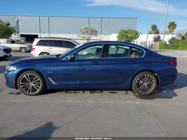 WBA13AG07NCJ54134 BMW 530e