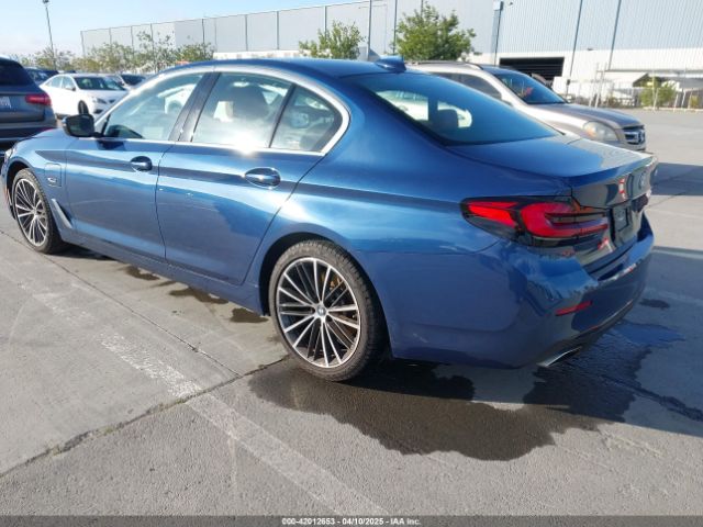 WBA13AG07NCJ54134 BMW 530e