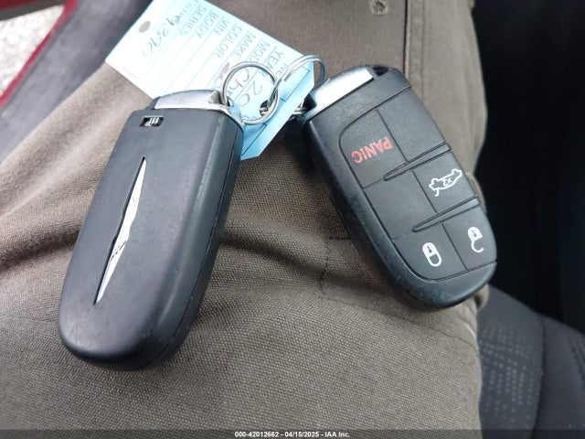 Chrysler 200 Limited 2015 1C3CCCAB3FN716929 Image 11