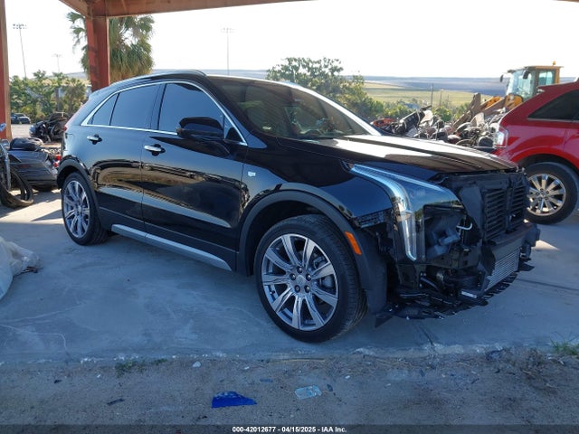 2020 CADILLAC XT4 1GYFZCR42LF144359 Photo 0
