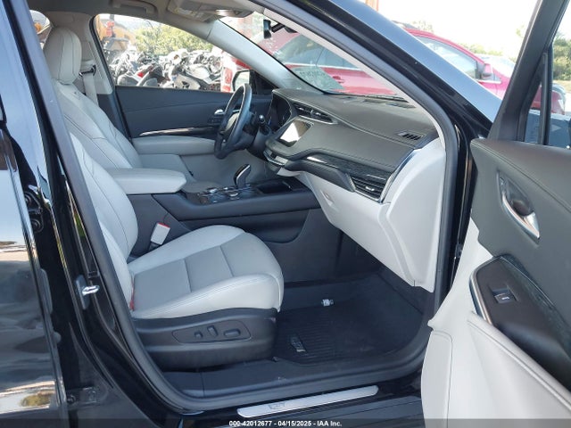 2020 CADILLAC XT4 1GYFZCR42LF144359 Photo 4