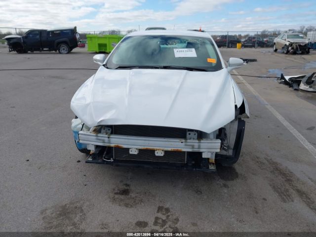 1FA6P0H75G5127062 Ford FUSION SE