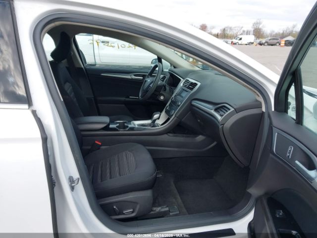 1FA6P0H75G5127062 Ford FUSION SE