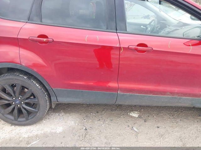 1FMCU9GD8JUD17741 Ford ESCAPE SE