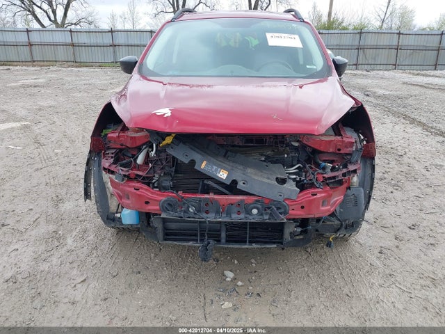 1FMCU9GD8JUD17741 Ford ESCAPE SE
