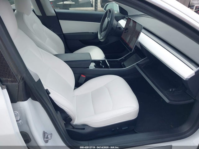 2019 TESLA MODEL 3 5YJ3E1EB0KF494721 Photo 4