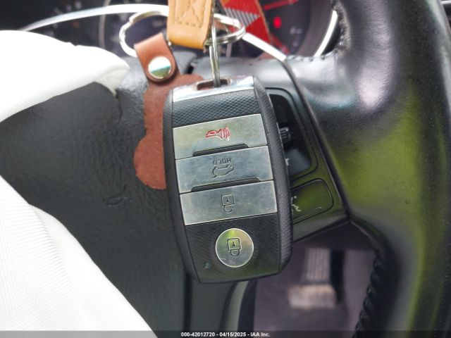 5XYKUDA71EG456929 KIA Sorento Ex V6