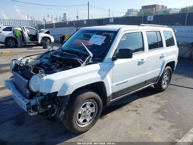 1C4NJPBA5GD722505 Jeep Patriot Sport