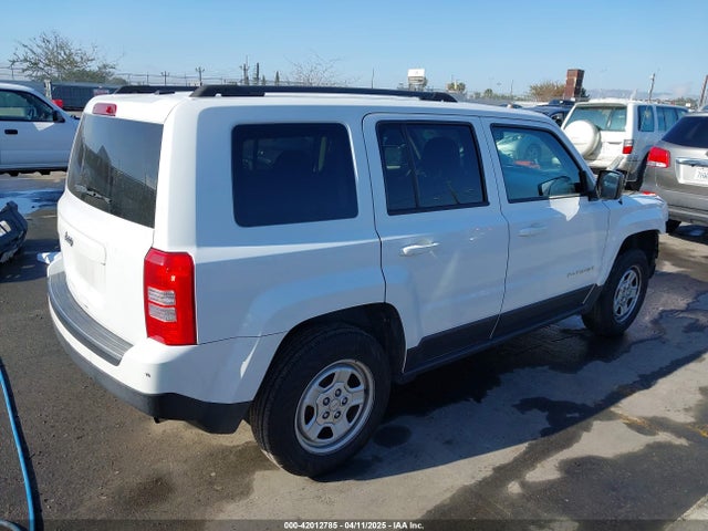 1C4NJPBA5GD722505 Jeep Patriot Sport