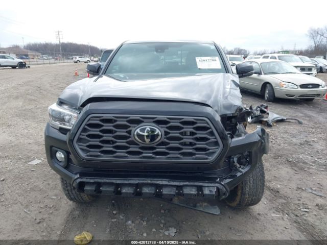 3TMCZ5AN5MM382104 Toyota Tacoma Trd Off-road