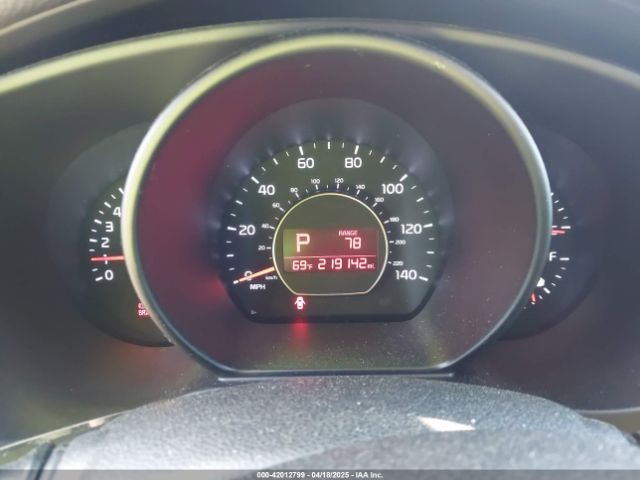 KNDJN2A24F7750518 KIA Soul