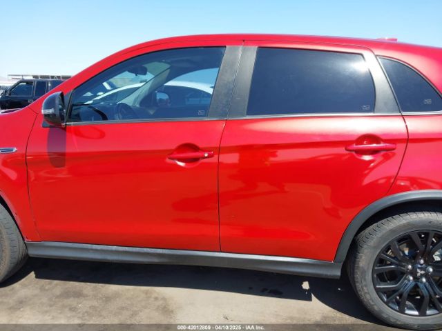 JA4AP3AU7JZ023396 Mitsubishi Outlander Sport 2.0 Le
