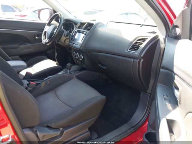 JA4AP3AU7JZ023396 Mitsubishi Outlander Sport 2.0 Le