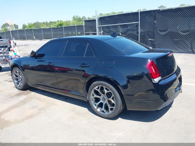 2C3CCAAG2JH208274 Chrysler 300 Touring