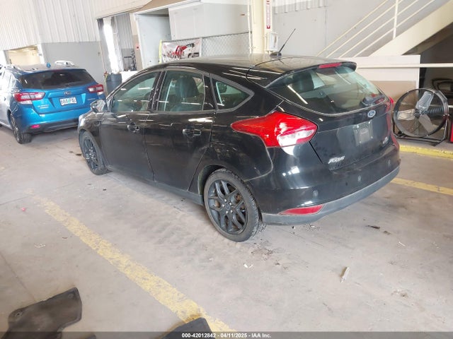 1FADP3K22GL286350 Ford FOCUS SE