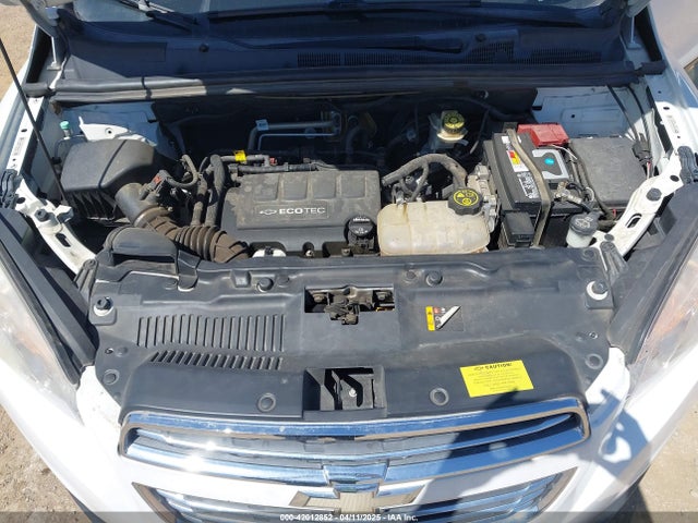 KL7CJKSB2FB191807 Chevrolet Trax 1ls