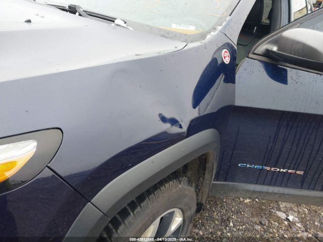 1C4PJMBS9GW128892 Jeep Cherokee Trailhawk