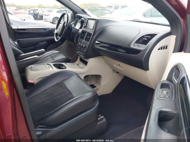 2C4RDGCG9KR725182 Dodge Grand Caravan Sxt