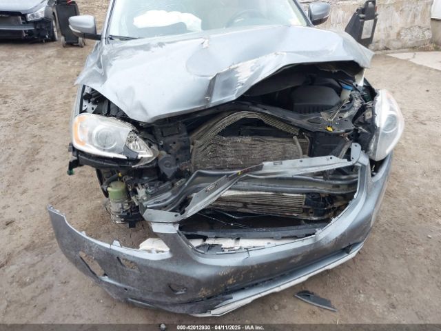 2017 VOLVO XC60 YV440MRU5H2103314 Photo 5