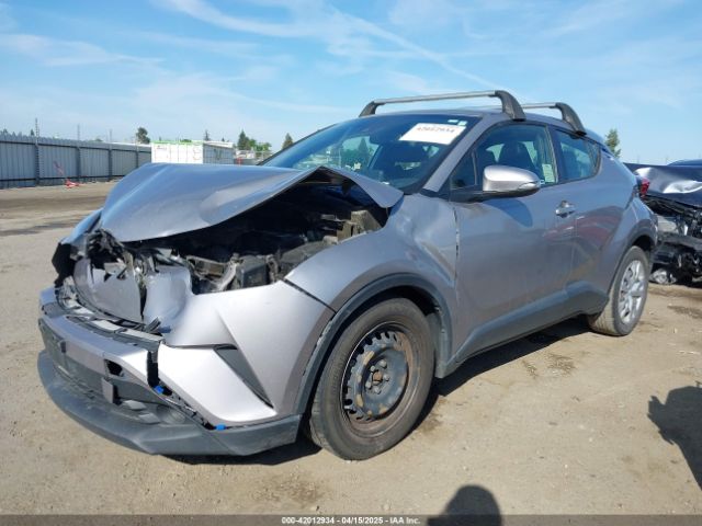 JTNKHMBX9K1044591 Toyota C-HR LE