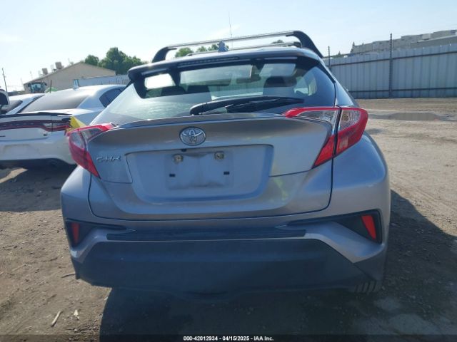 JTNKHMBX9K1044591 Toyota C-HR LE