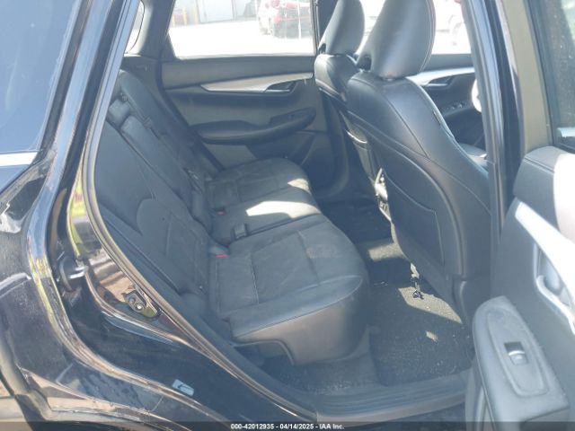3PCAJ5M35KF119556 Infiniti Qx50 Luxe