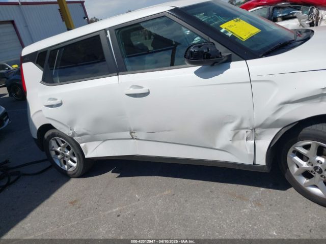 KNDJ23AU2N7168061 KIA SOUL LX