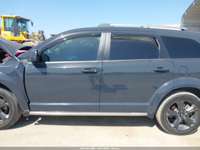 3C4PDCGB4JT327792 Dodge Journey Crossroad