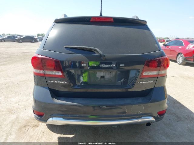 3C4PDCGB4JT327792 Dodge Journey Crossroad
