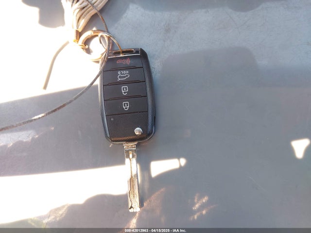 KNDJN2A27J7505981 KIA Soul